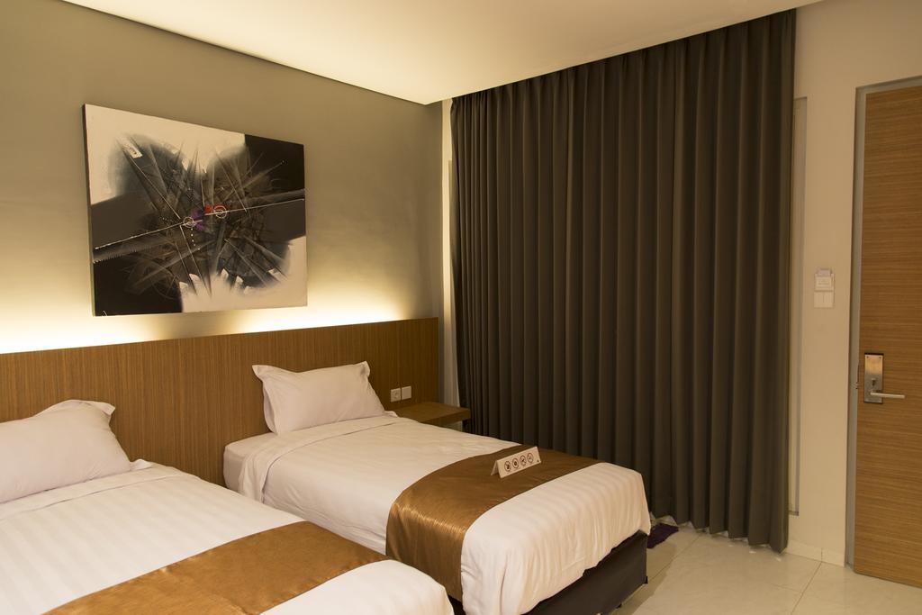 Gm253 Hotel Jembel Rum bild